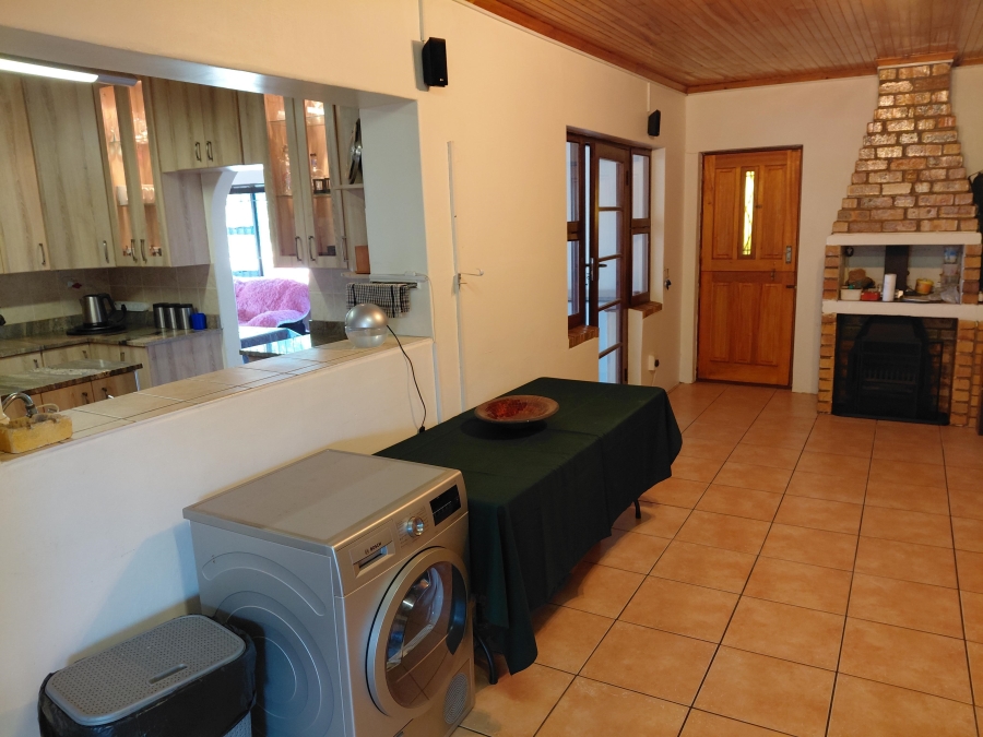 4 Bedroom Property for Sale in Heuwelkruin Eastern Cape